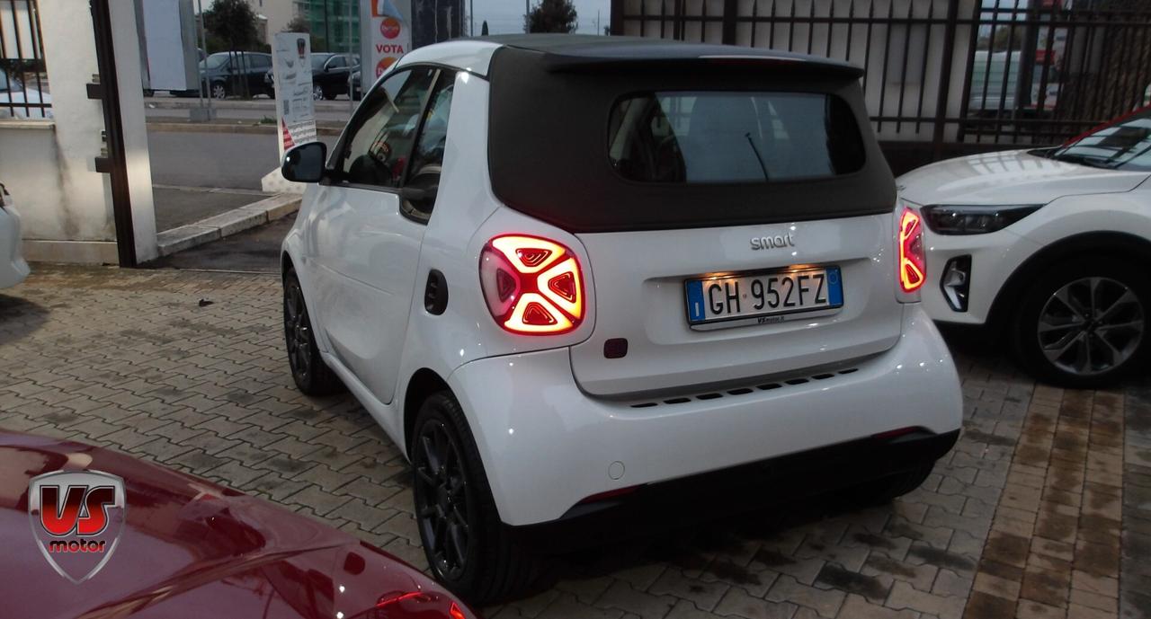 SMART FORTWO ELETTRICA-AUTO-RETROC-PREZZO PROMO!
