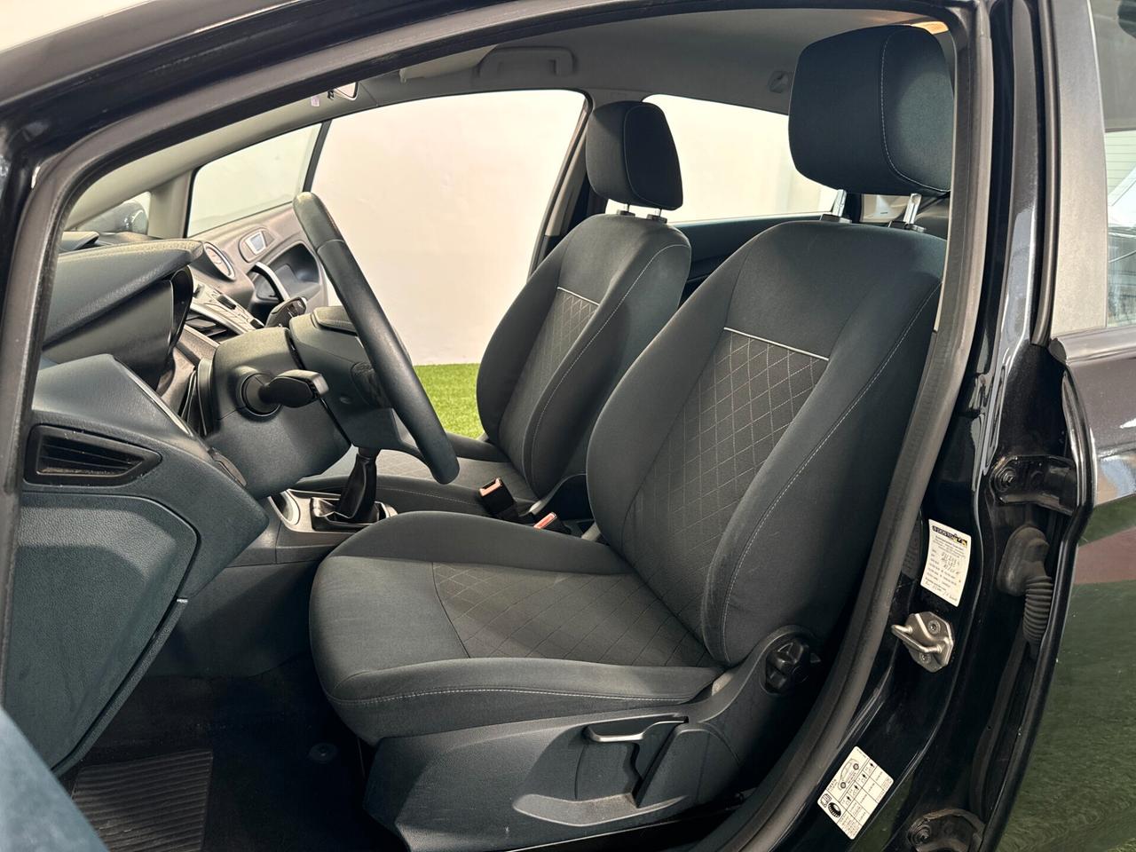 Ford Fiesta 1.2 IKON 5P OK NEOPATENTATI EURO5