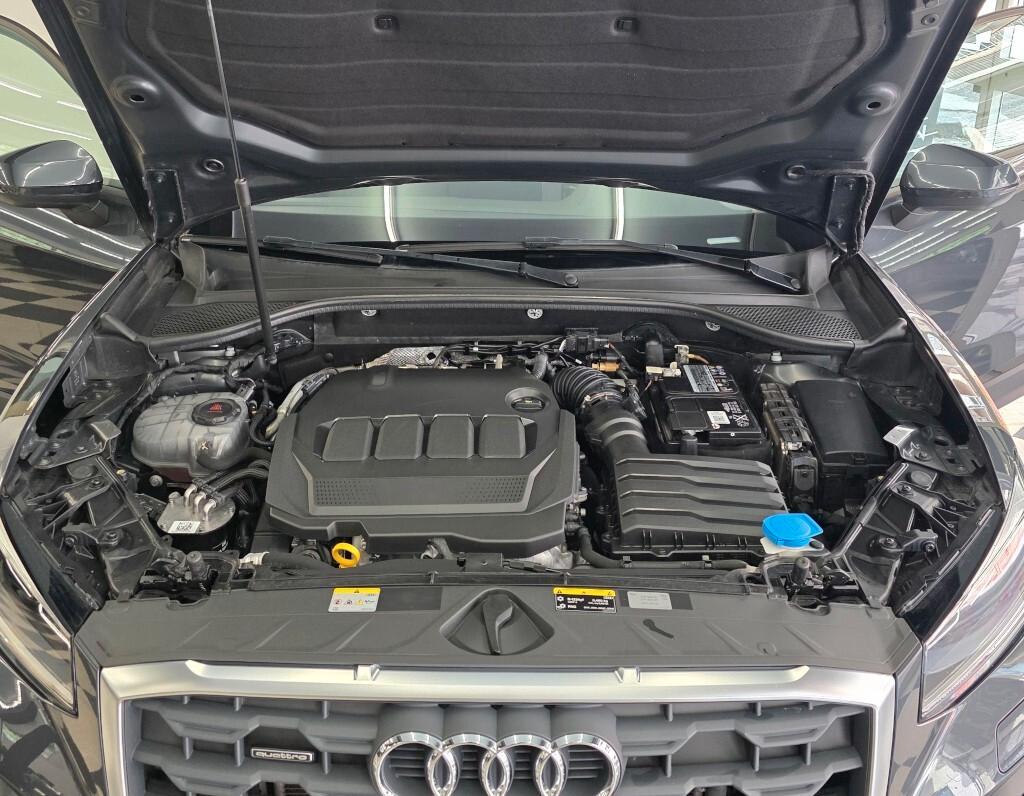Audi Q2 35 TDI quattro S tronic Business