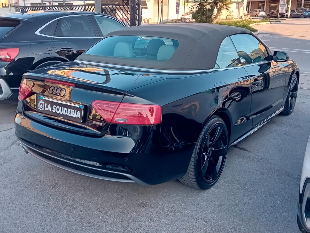 Audi A5 Cabrio 2.0 TDI clean diesel Business