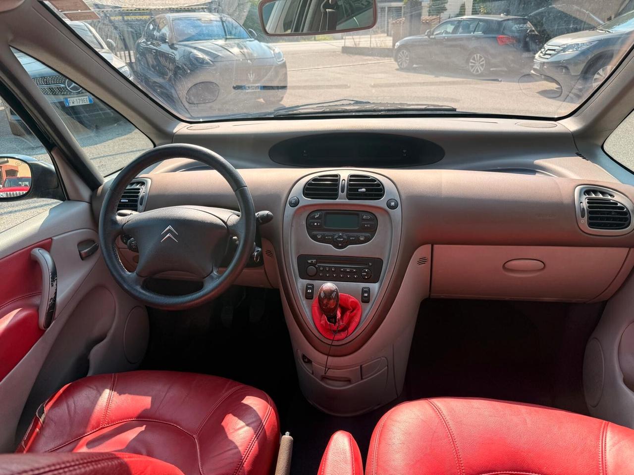 Citroen Xsara Picasso 1.8 16V GPL EXCLUSIVE