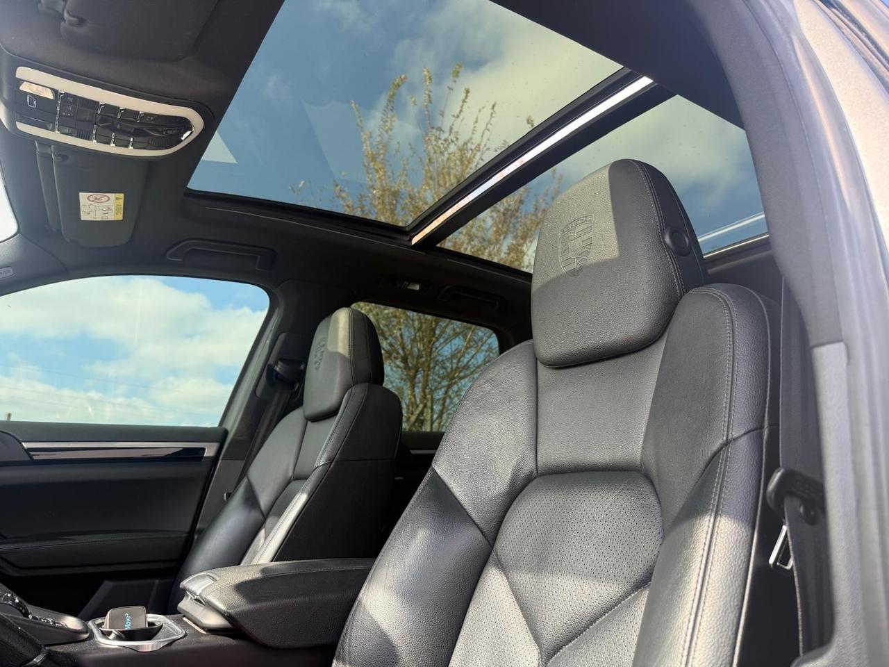 Porsche Cayenne Restilyng Tetto Fari Led