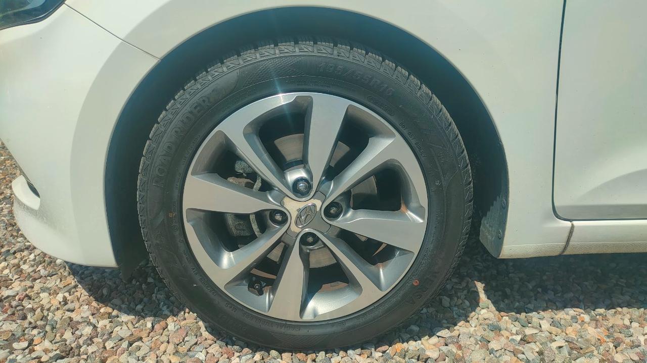 Hyundai i20 5 Porte 1.1 crdi Comfort 75cv
