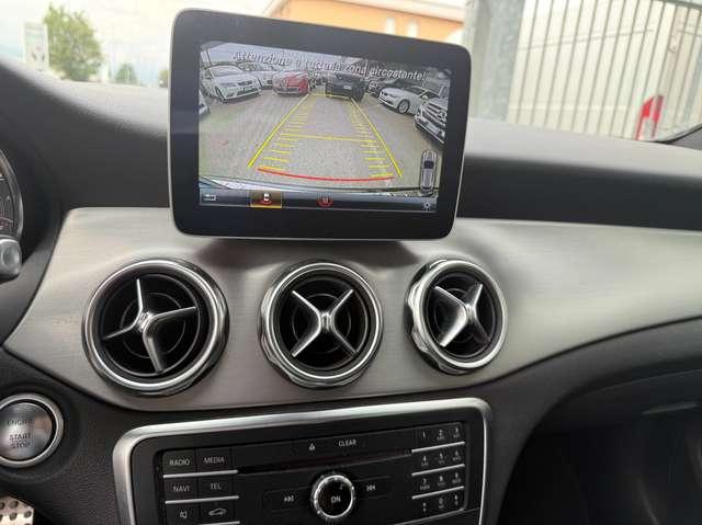 Mercedes-Benz GLA 200 GLA 200 d (cdi) Premium auto