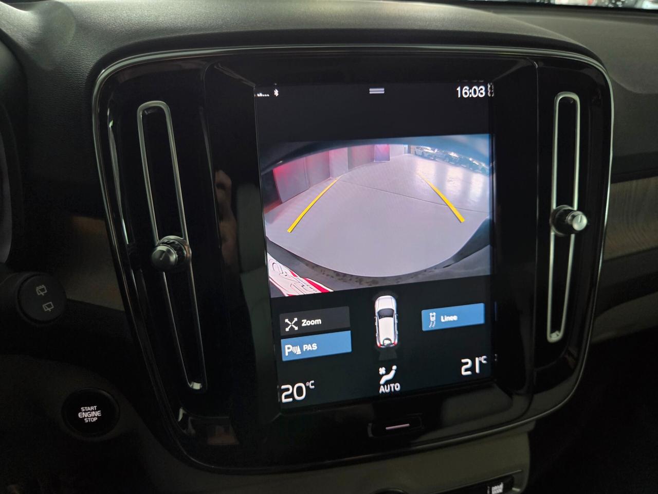 Volvo XC40 T2 automatico Core 129cv