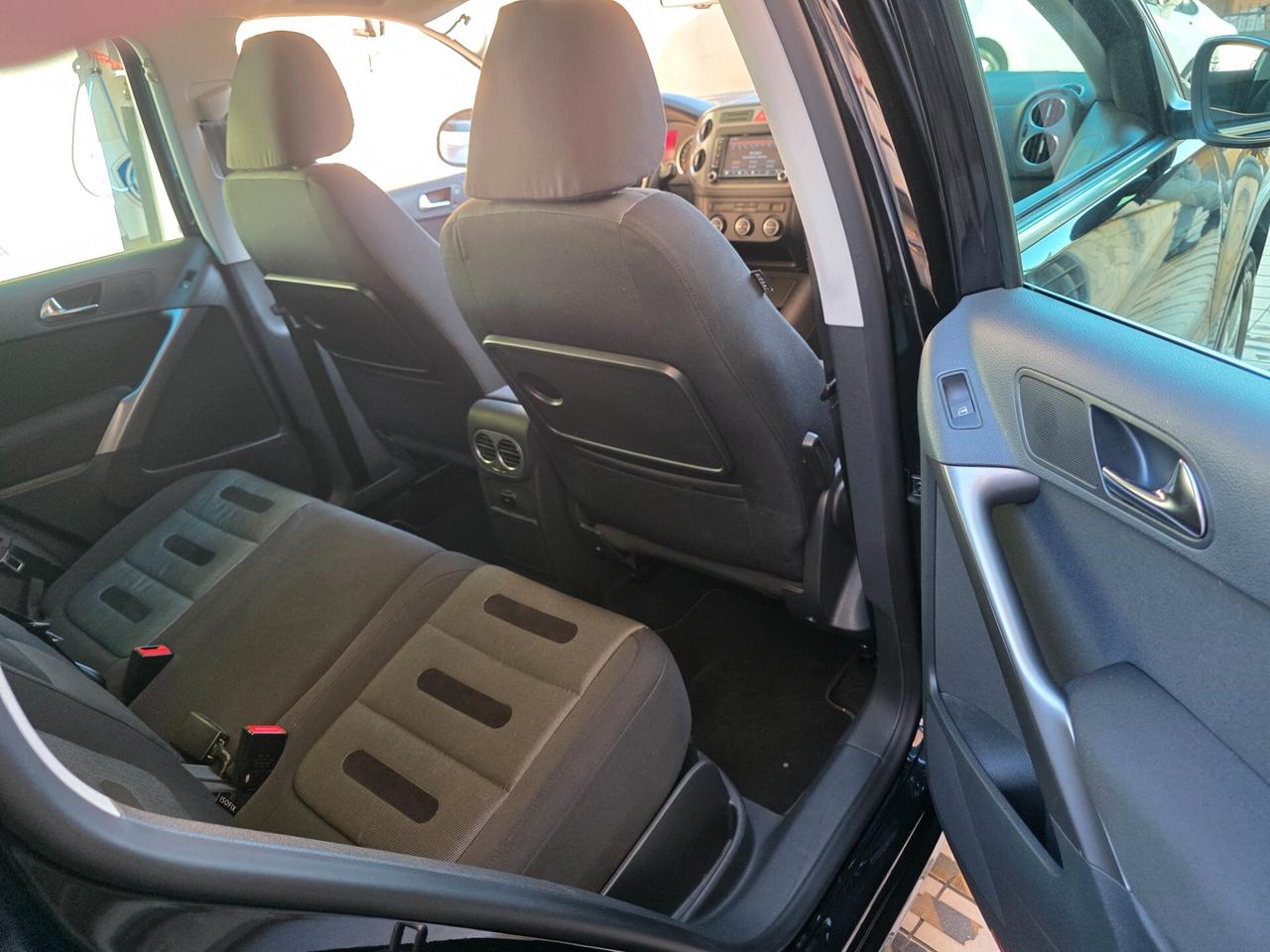 Volkswagen Tiguan 2.0 16V TDI DPF Sport & Style 4 motion