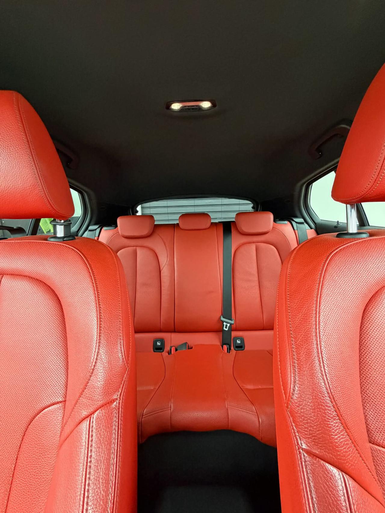 Bmw 118 118d 5p. Msport