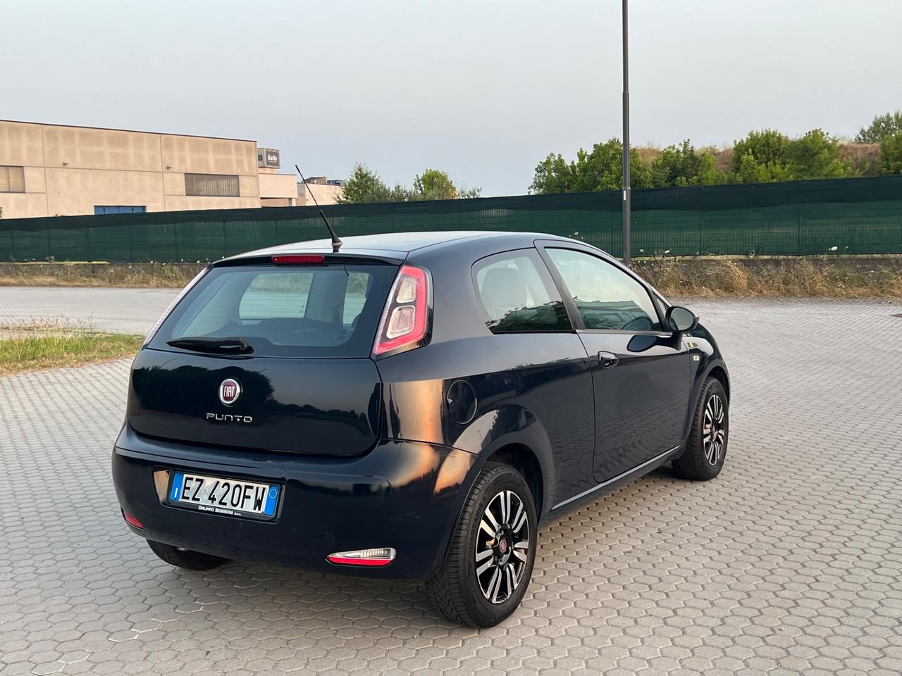 Fiat Punto 1.3 MJT II 75 CV 3 porte Lounge
