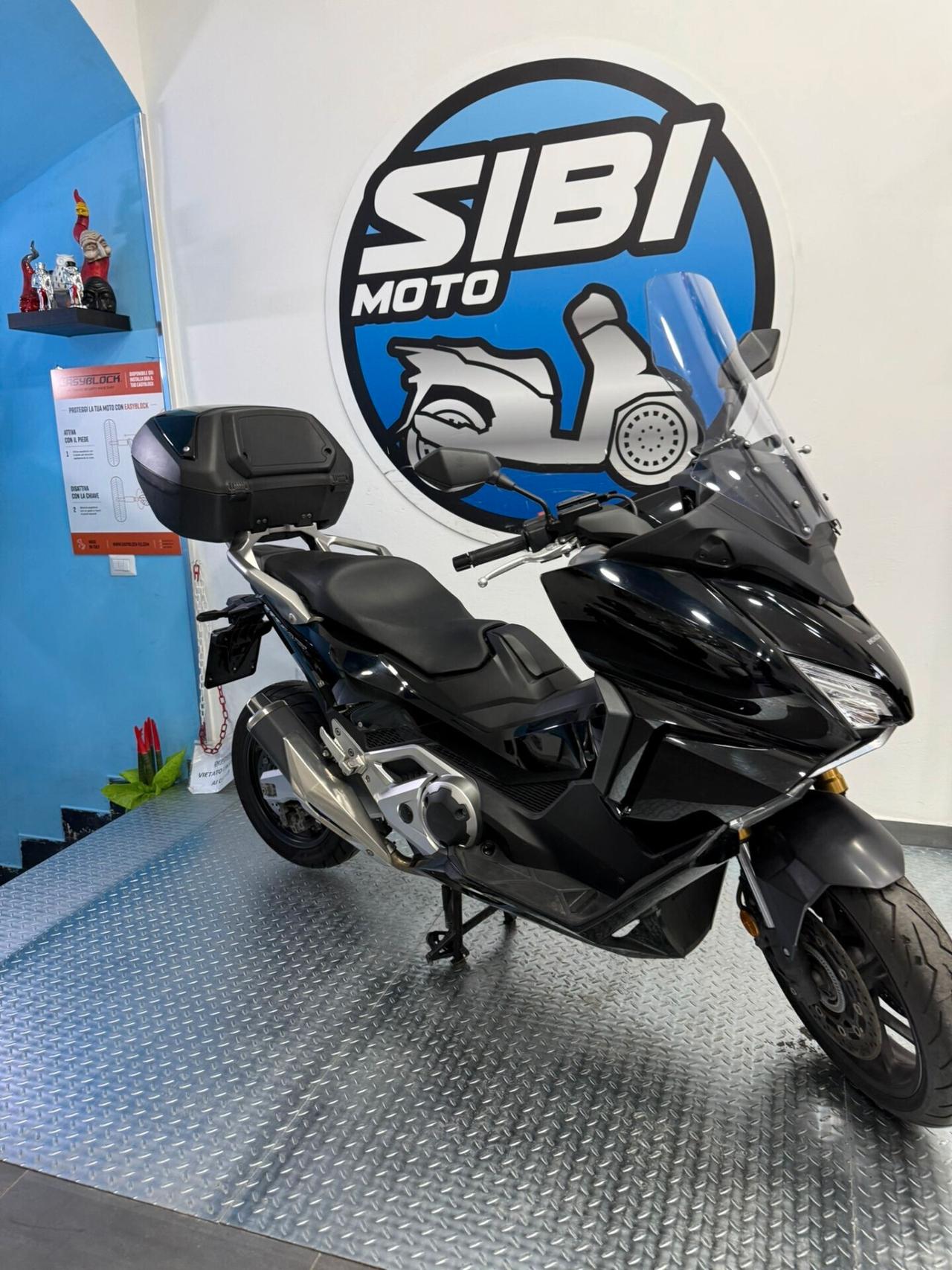 HONDA FORZA 750