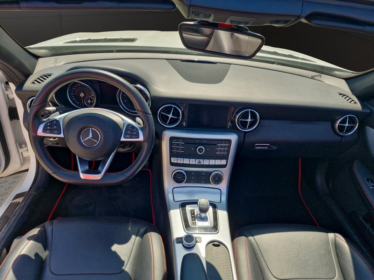 Mercedes-benz SLC 180 AMG LINE