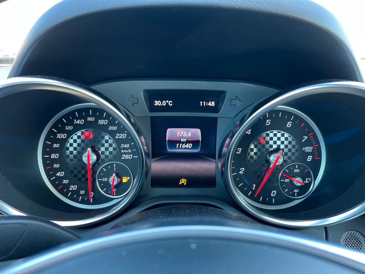 Mercedes-Benz SLC 180 AMG Line