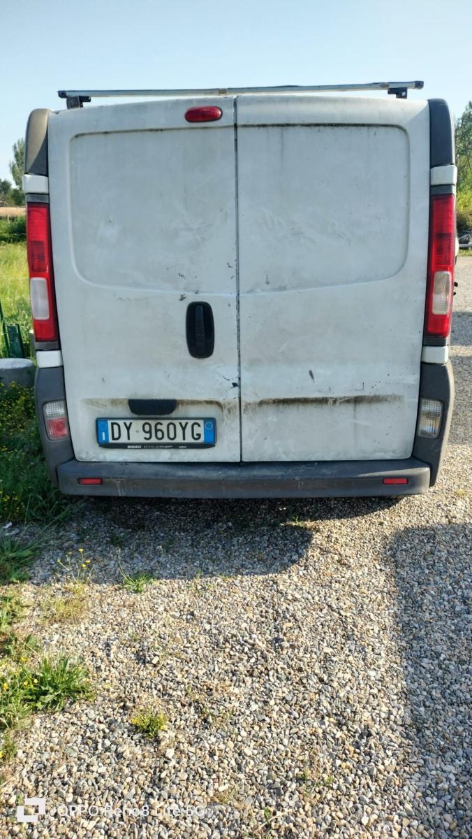 RENAULT trafic T27 2.0 dci 115cv L1H1 trafic T27 2.0 dci 115cv L1H1