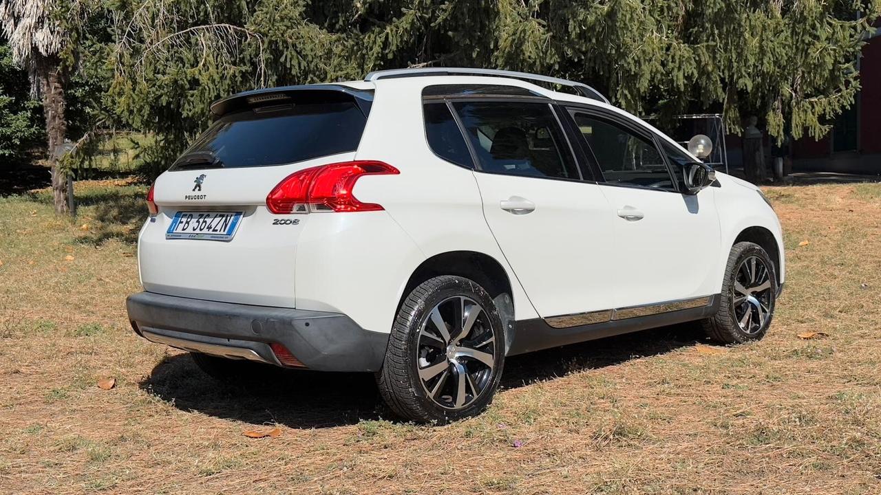 Peugeot 2008 BlueHDi 100 Black Matt 2015 LEGGI TESTO
