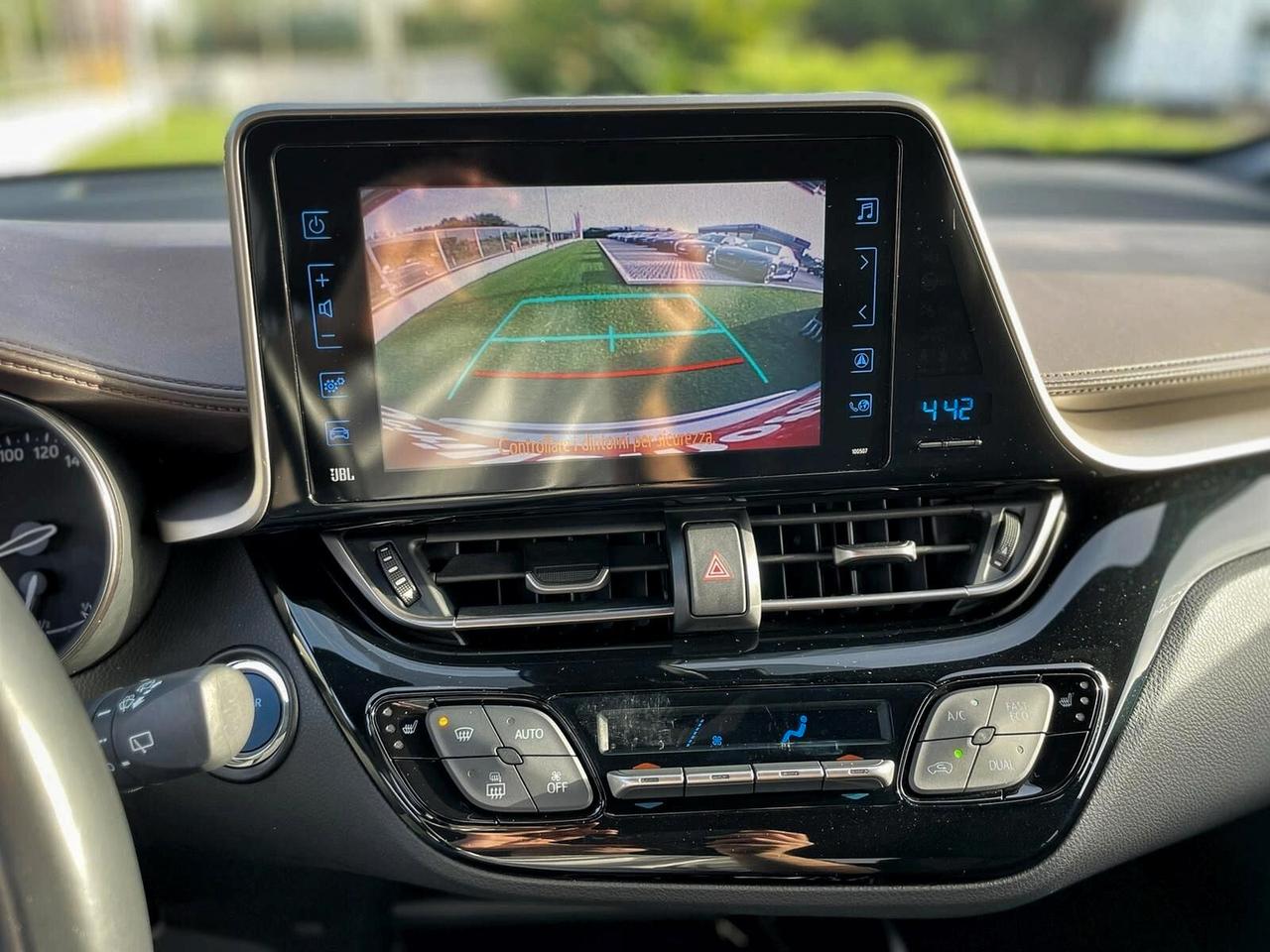 Toyota C-HR 1.8 Hybrid E-CVT Lounge