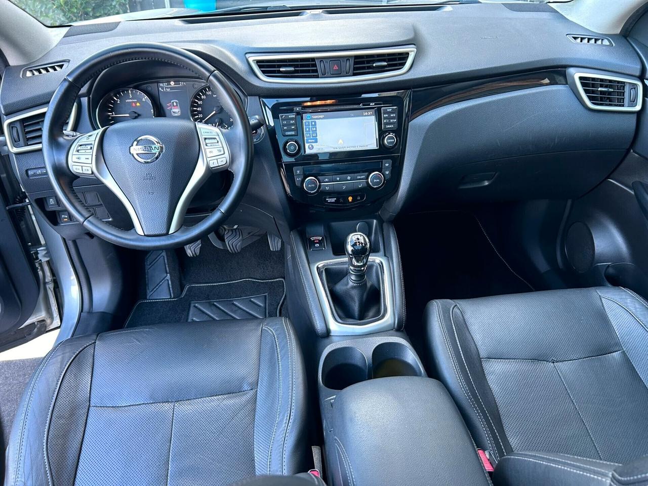 Nissan Qashqai 1.5 dCi 360 TEKNA TETTO - 2015