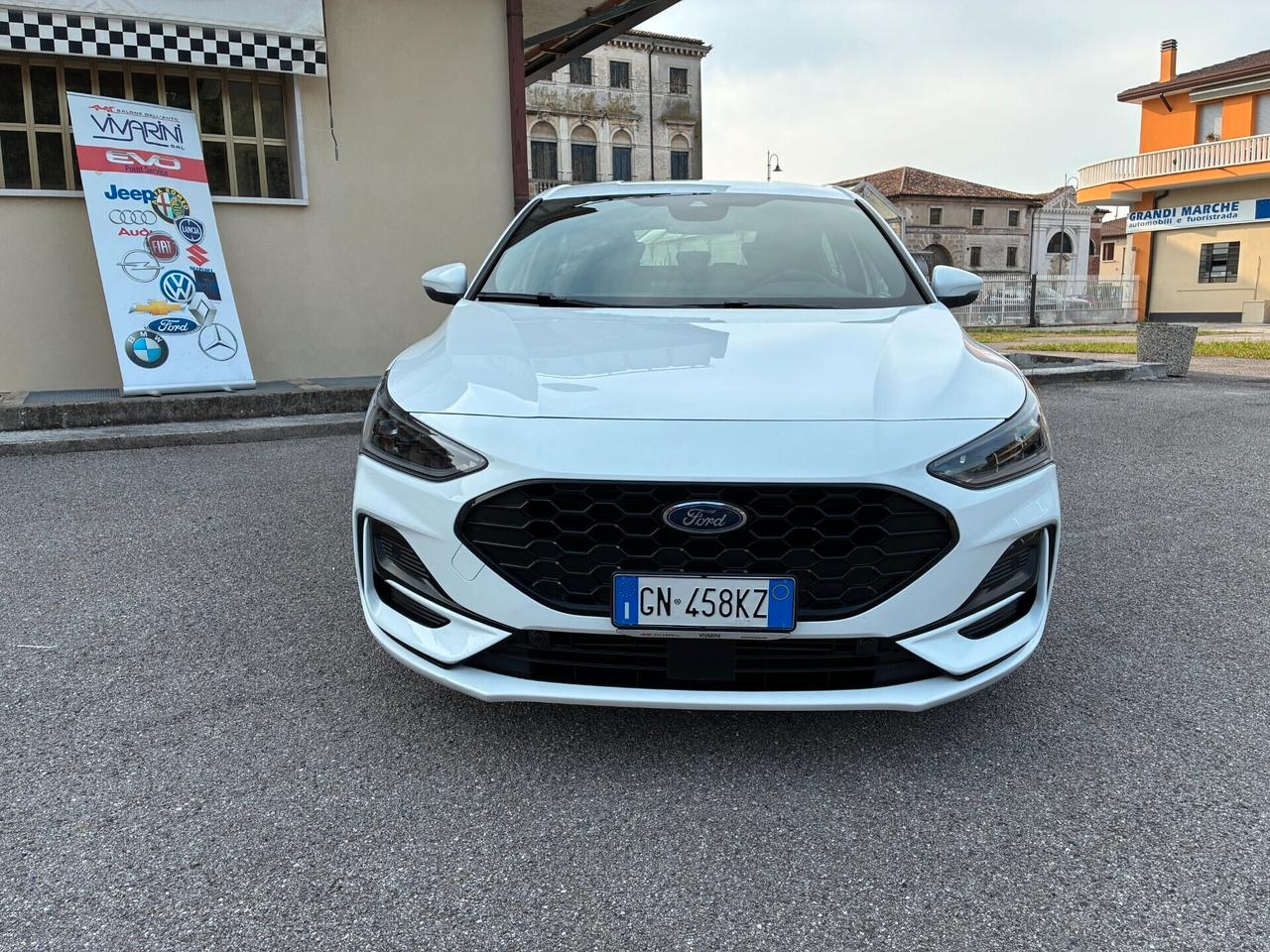 Ford Focus 1.0 Hybrid 125 CV Powershift ST-LINE