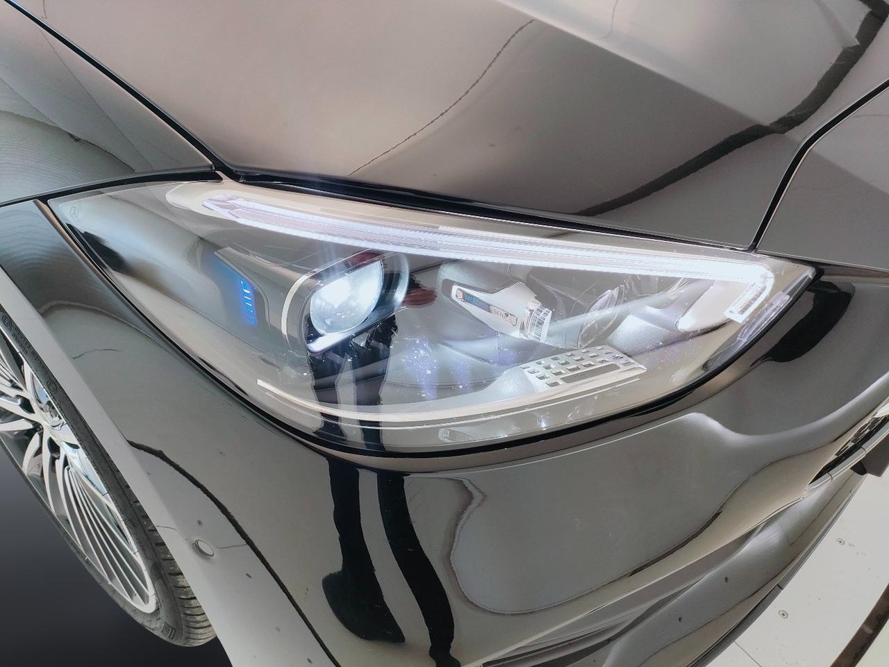 Mercedes-Benz Classe C-S206 SW 2021 - C SW 220 d mhev AMG Line Premium 4matic 200cv auto