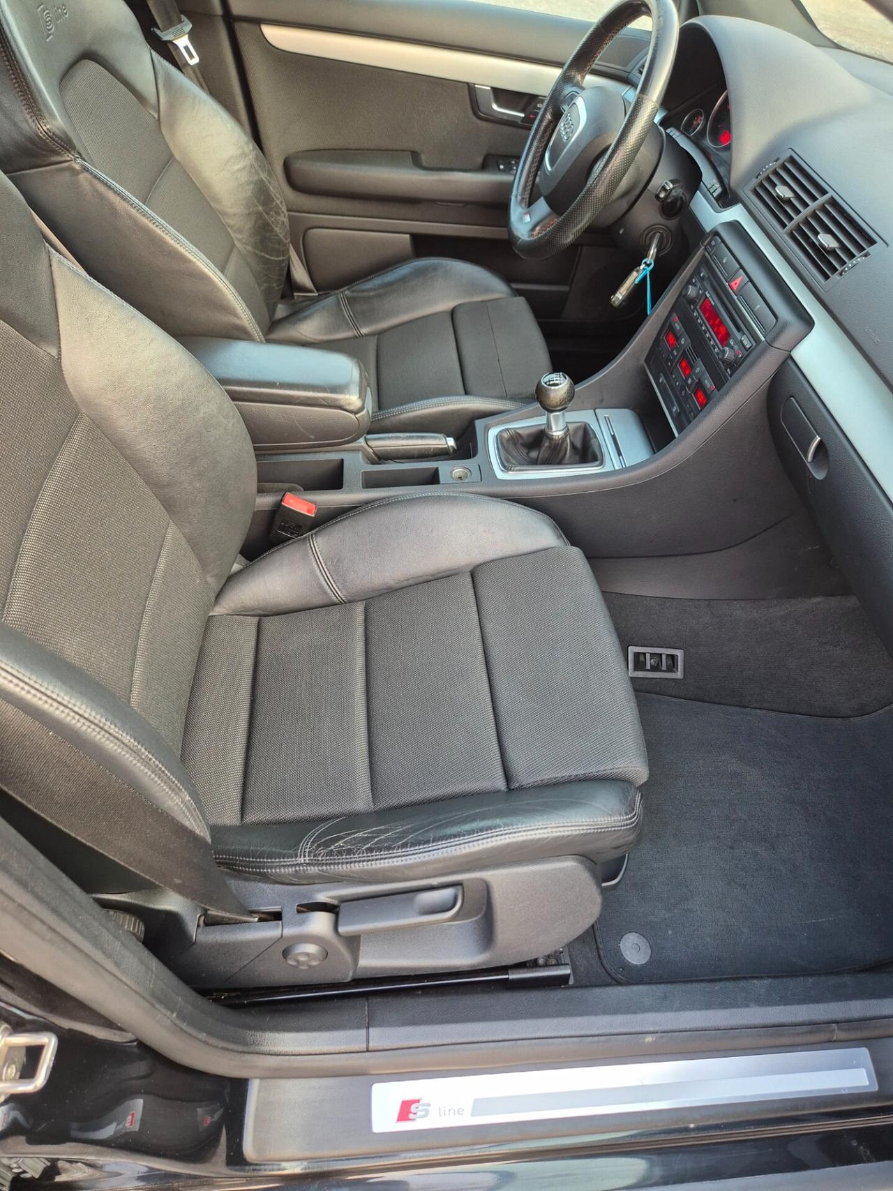 Audi A4 2.0 16V TDI Avant Top