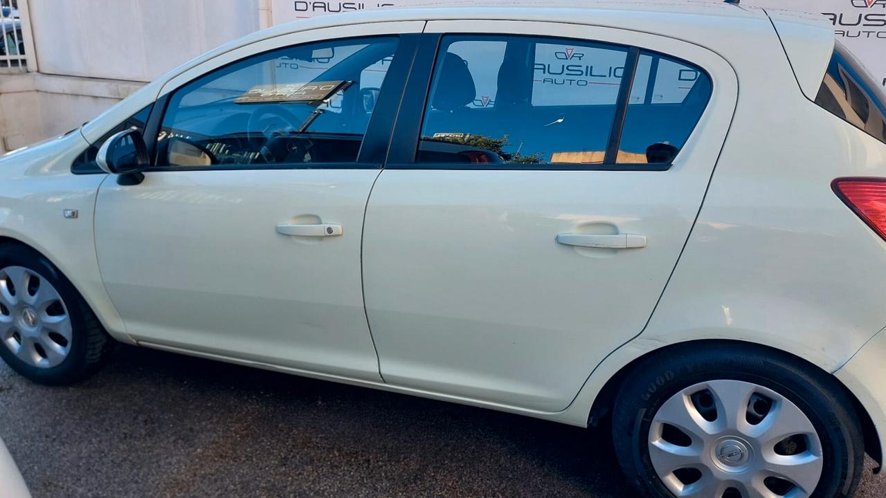 Opel Corsa 1.2 5 porte Elective