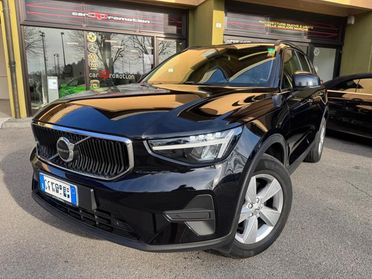 VOLVO XC40 B3 automatico Core