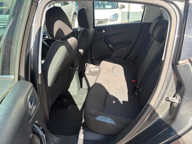 Peugeot 208 1.6 e-HDi 92 CV Stop&Start ETG6 5 porte Allure
