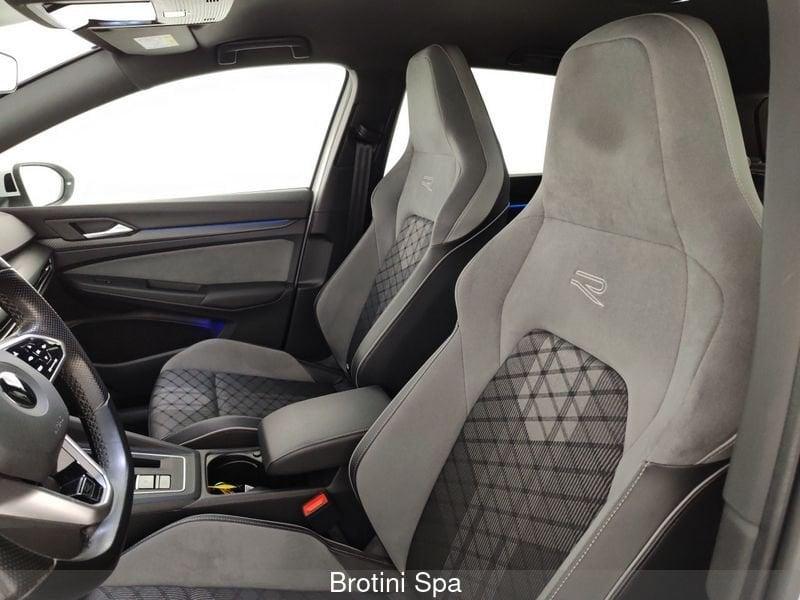 Volkswagen Golf Golf 1.5 eTSI 130 CV EVO ACT DSG R-Line