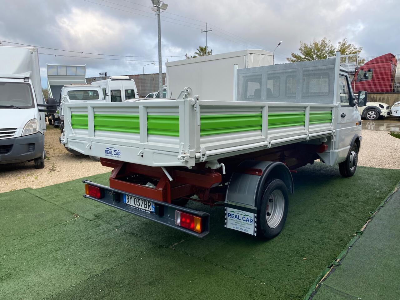 Iveco Daily 35-12 Ribaltabile Trilaterale