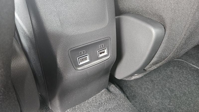 Peugeot 2008 2008 1.2 hybrid Allure 145cv e-dcs6 con BONUS EASY GO'