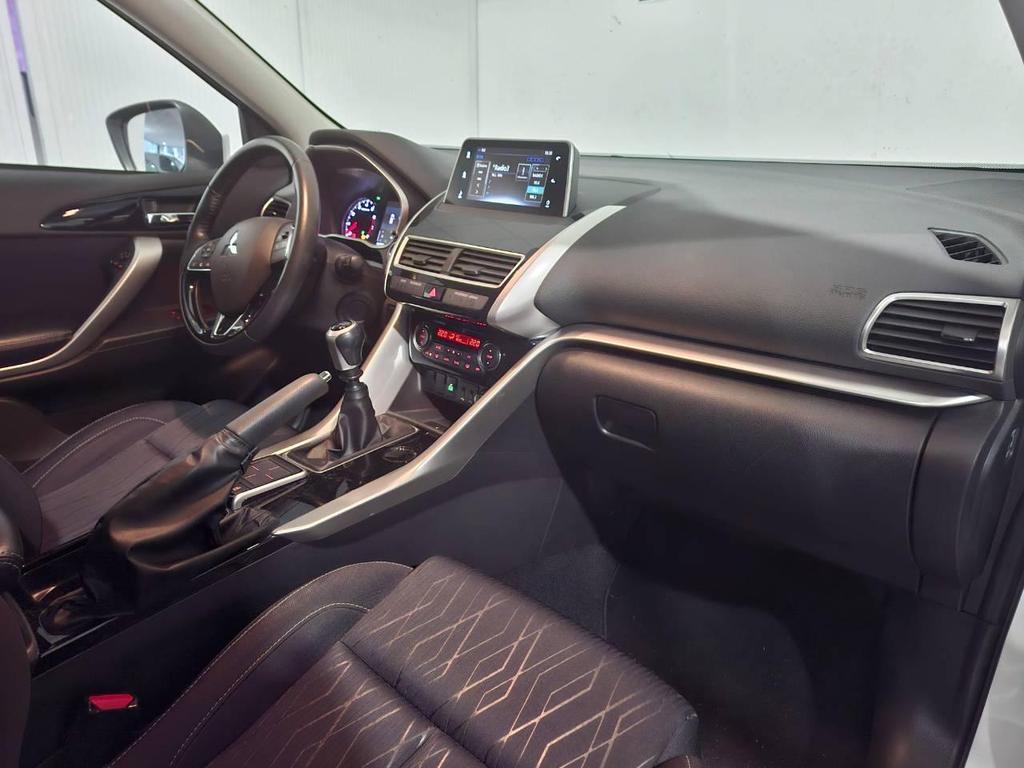 Mitsubishi Eclipse Cross 1.5 Turbo Intense 2WD