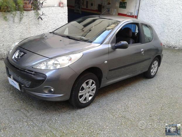 PEUGEOT - 206 - 1.1 60CV 5p. Trendy