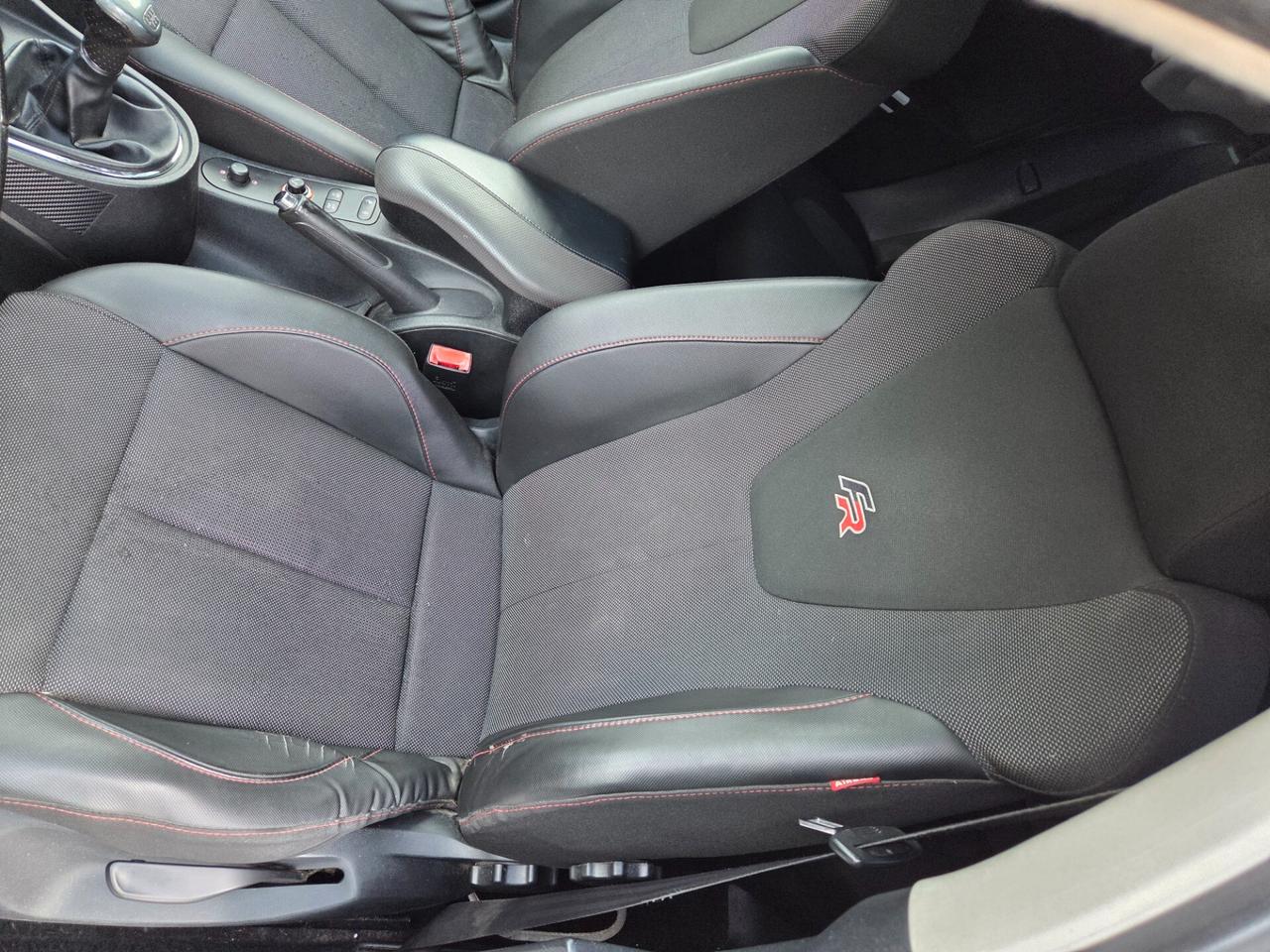 Seat Leon 2.0 TDI DPF FR