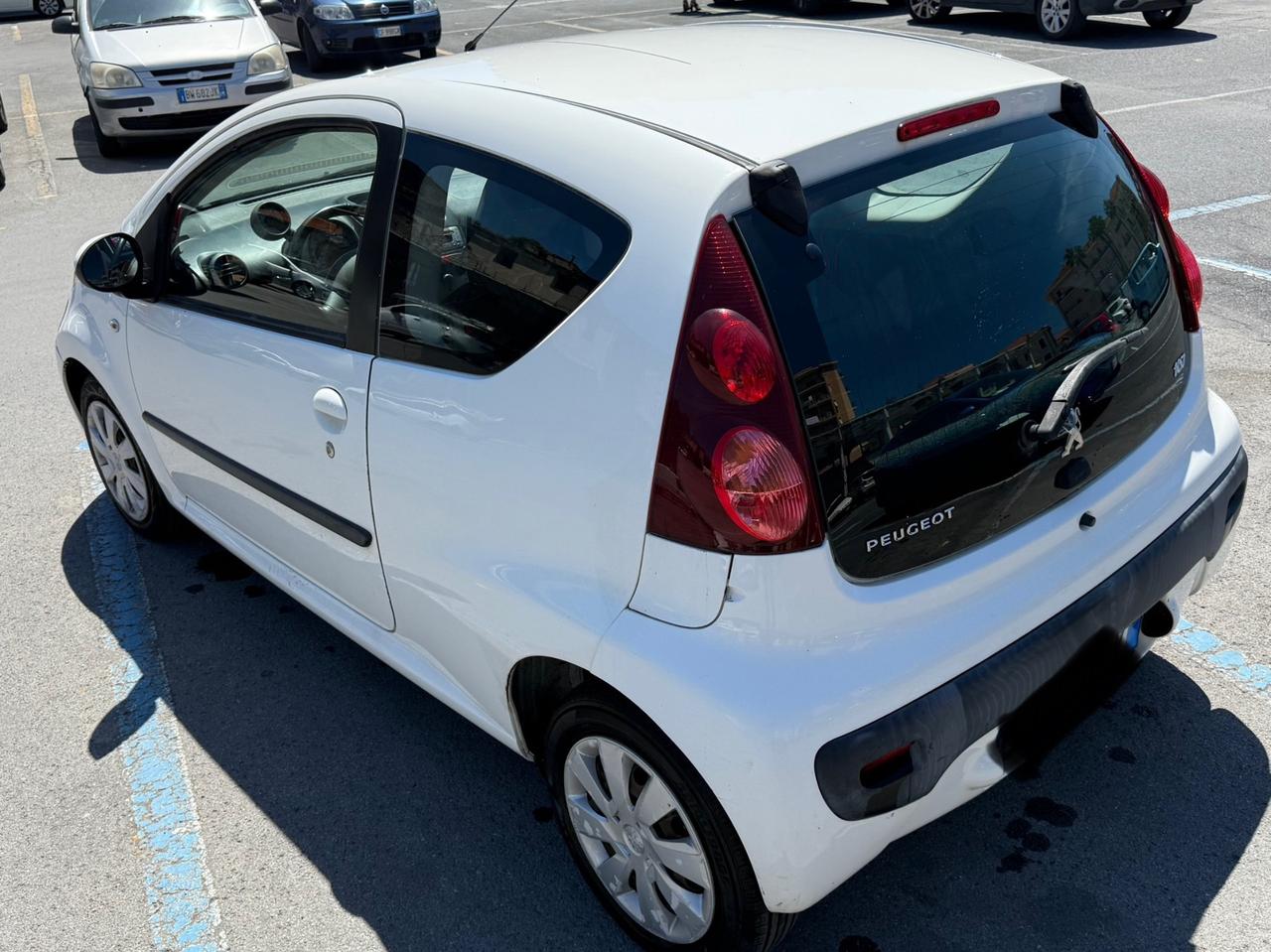 Peugeot 107 1.0 68CV 5p. AUTOMATICA