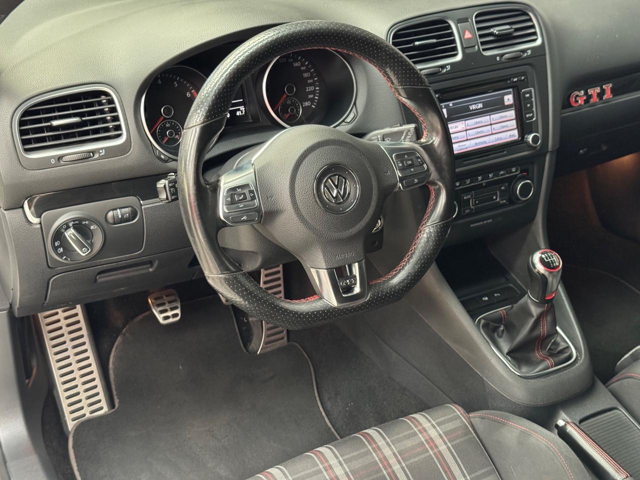 Volkswagen Golf GTI 2.0 TSI 3p.