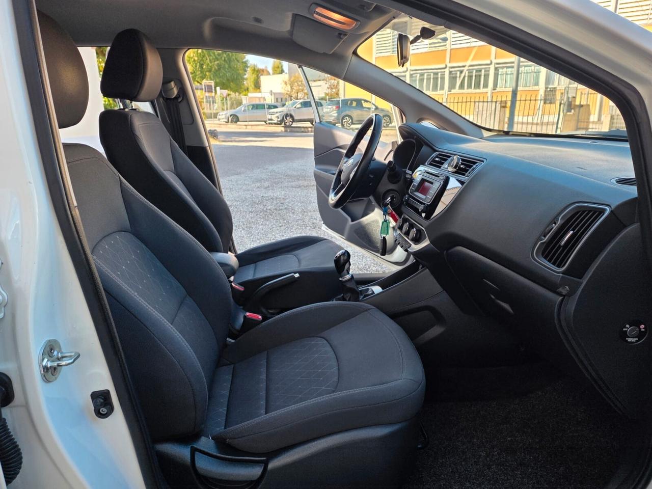 Kia Rio 1.1 CRDi 5p. Cool unico proprietario