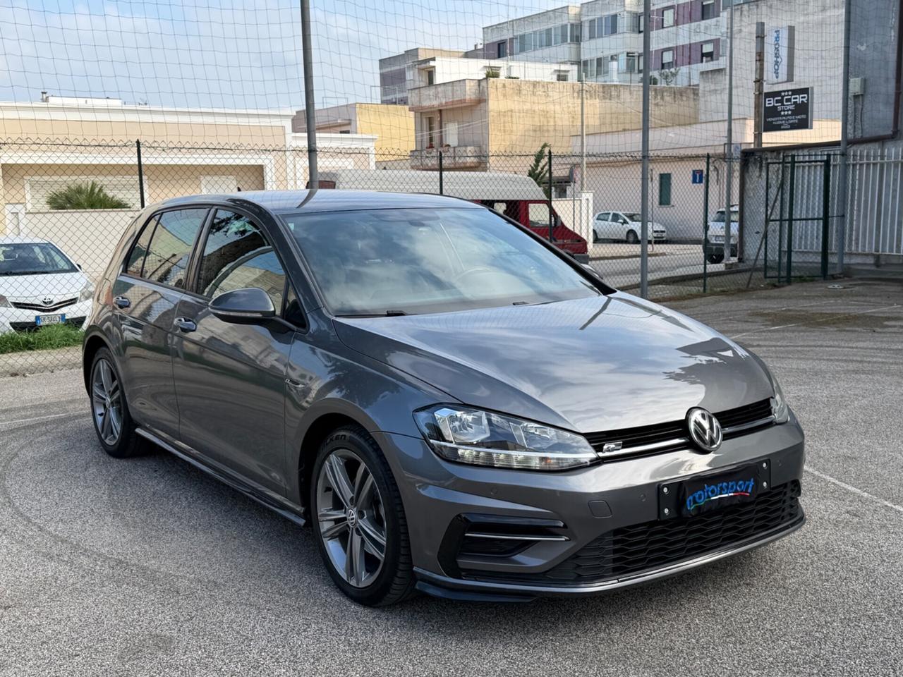 Volkswagen Golf 7.5 1.6 TDI R-Line