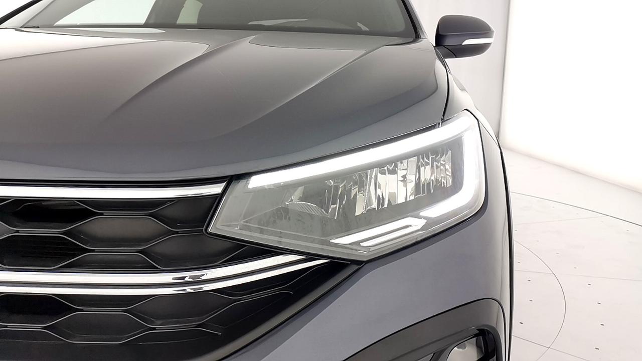 VOLKSWAGEN Taigo - Taigo 1.0 tsi R-Line 110cv