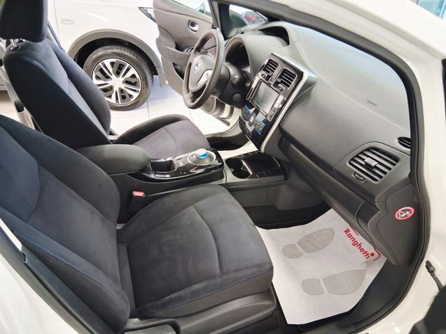 NISSAN Leaf Acenta 30KWh