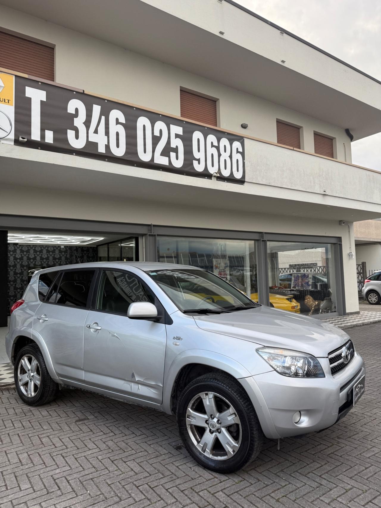 Toyota RAV 4 RAV4 2.2 D-4D 177 CV Luxury