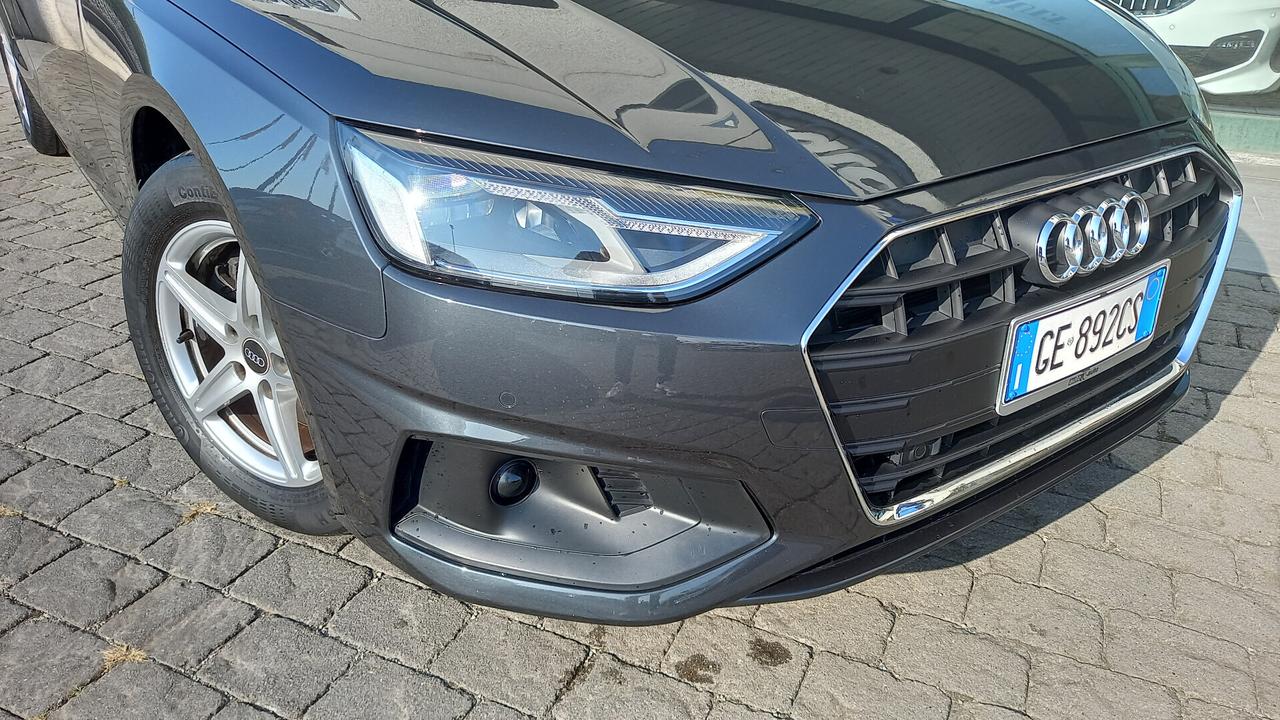 Audi A4 Avant 30 TDI/136 CV S tronic Business