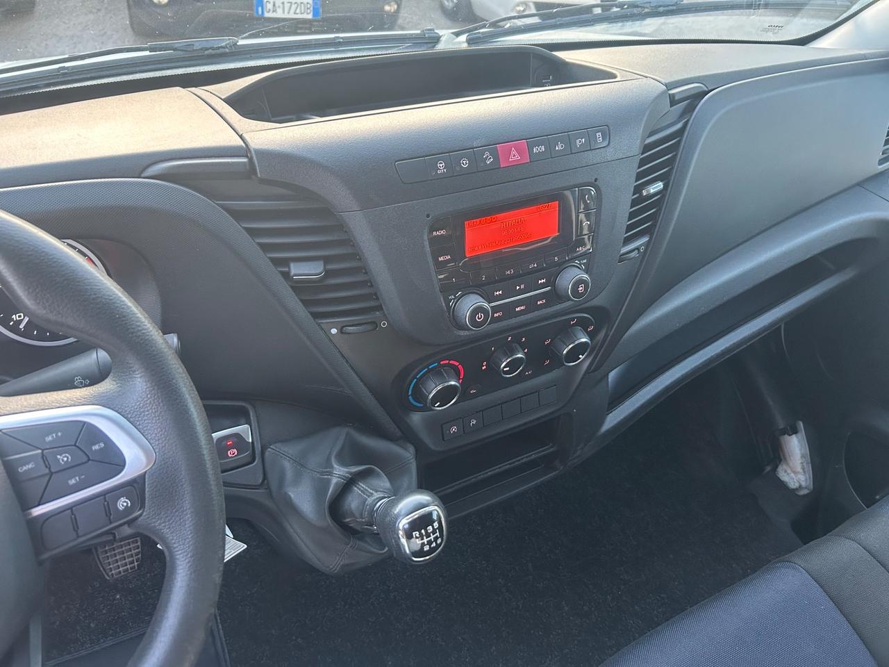 Iveco Daily 35S14V 2.3 Diesel 2021