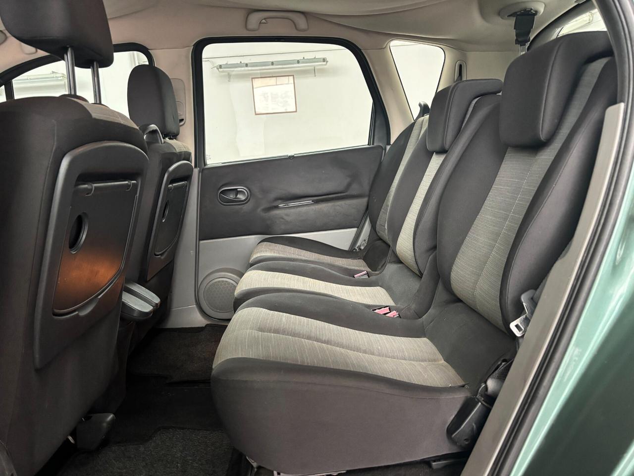 Renault Scenic Scénic 1.4 GPL 16V 98CV Dynamique