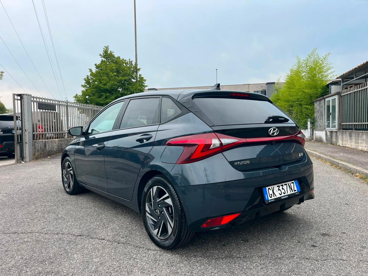 Hyundai i20 1.2 BENZ SOLO 69.000KM
