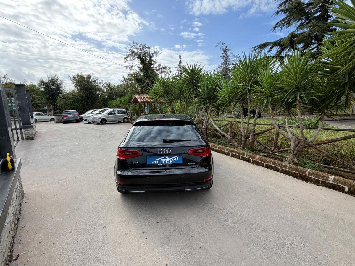 AUDI - A3 Sportback - 1.4 TFSI S tronic g-tron Attraction