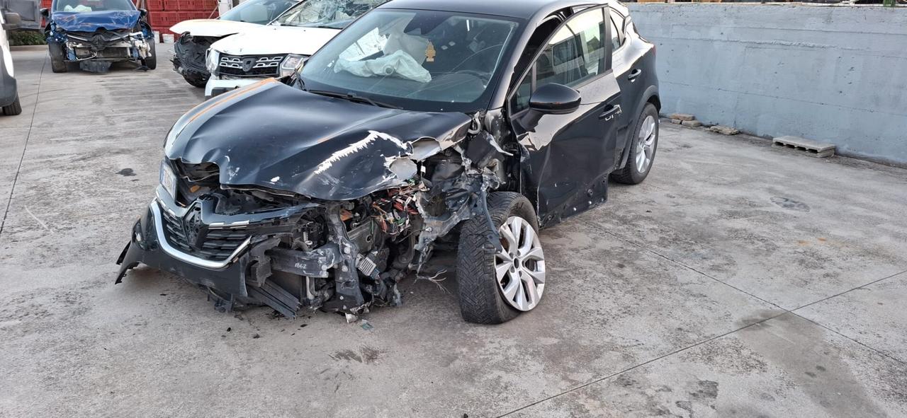 2020 diesel Renault Captur Blue dCi 115 CV EDC Zen