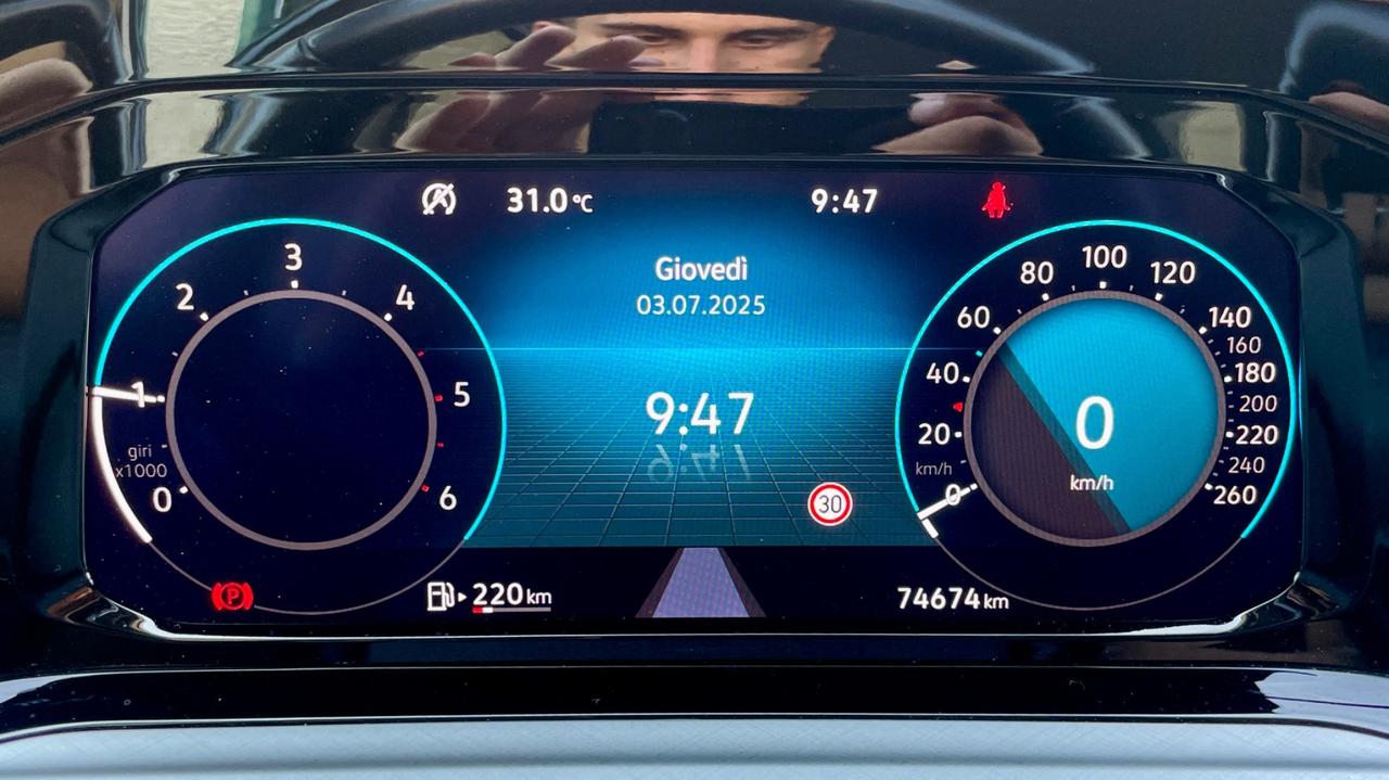 VOLKSWAGEN GOLF VARIANT 2.0 TDI SCR STYLE - FULL LED, NEOPATENTATI