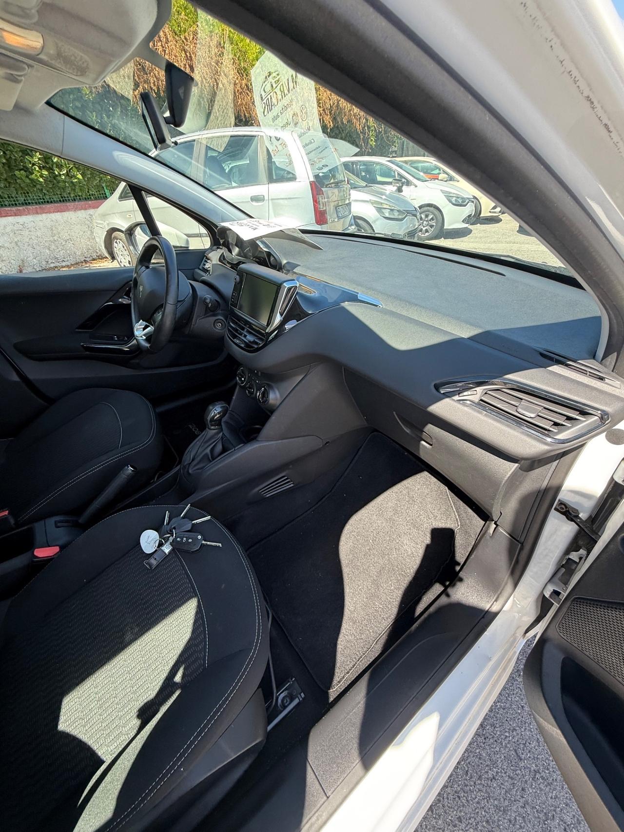 Peugeot 208 BlueHDi 1.6 75 5 porte Allure