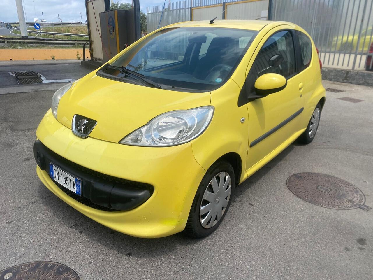 Peugeot 107 1.0 68CV 3p. Plaisir