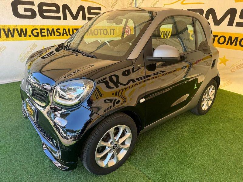 smart fortwo fortwo 70 1.0 Prime cambio manuale