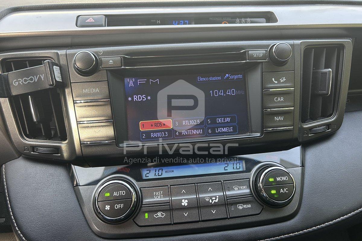TOYOTA RAV4 2.0 D-4D 2WD Active