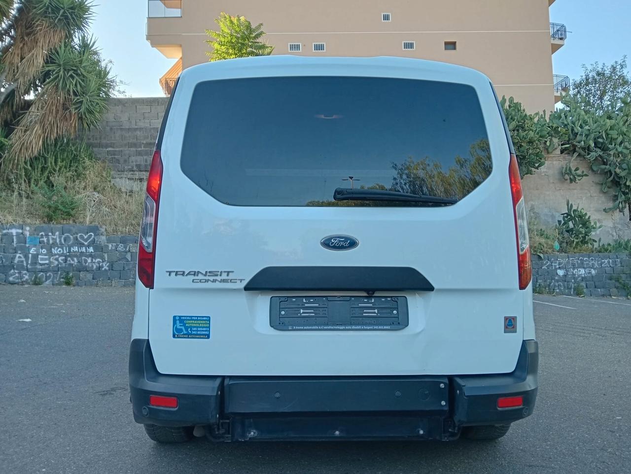 Ford Transit Connect Pianale ribassato con rampa disabili carrozzina